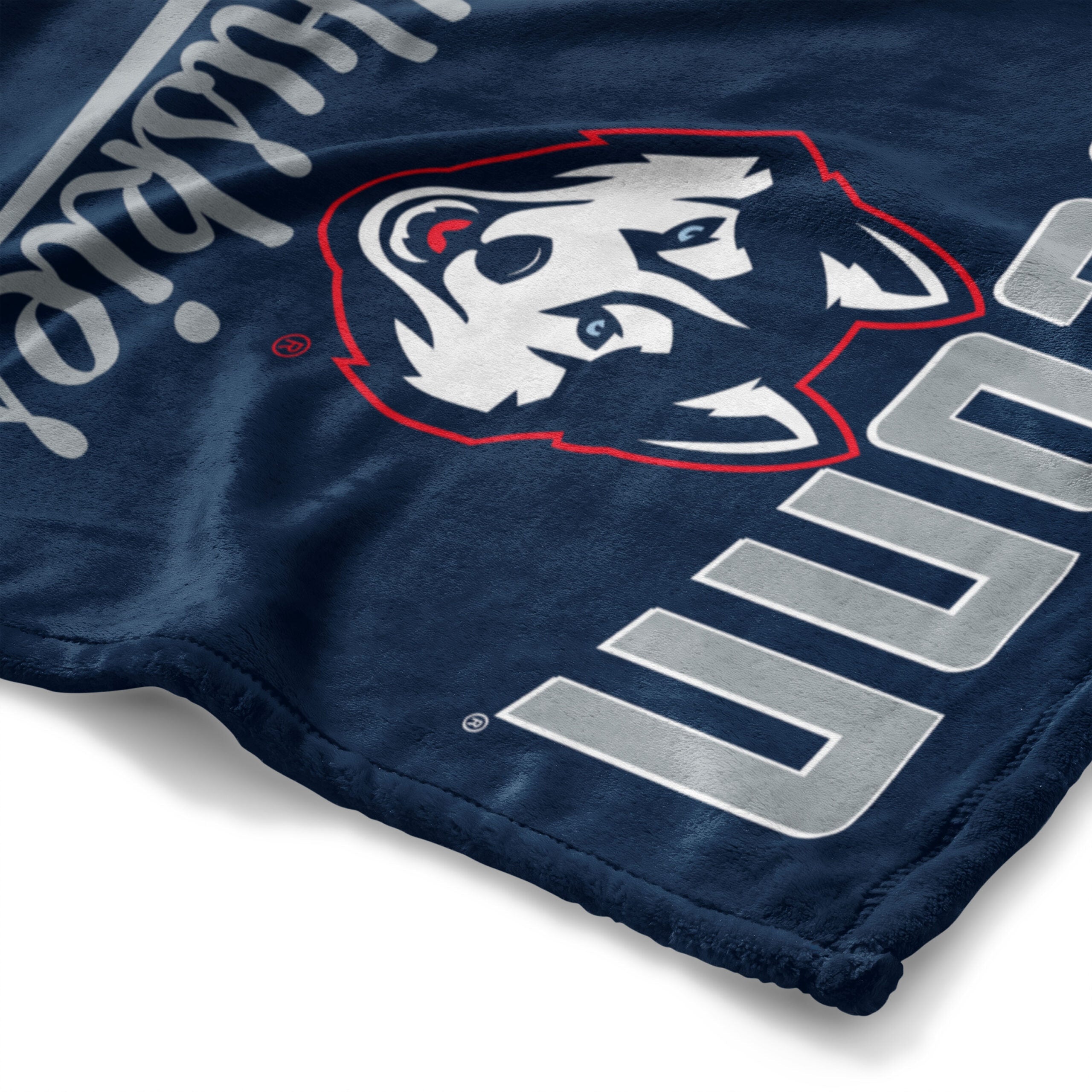 NCAA Uconn Huskies Alumni Silk Touch Throw Blanket 50x60 Inches