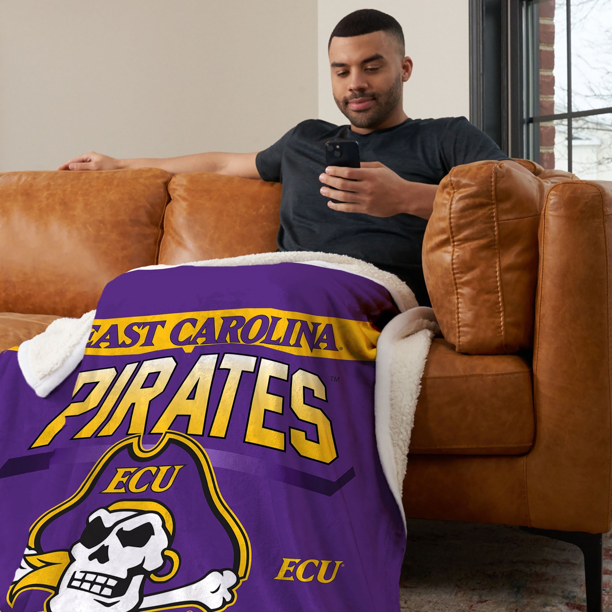 East Carolina Pirates Silk Touch Sherpa Throw Blanket 50x60 Inches
