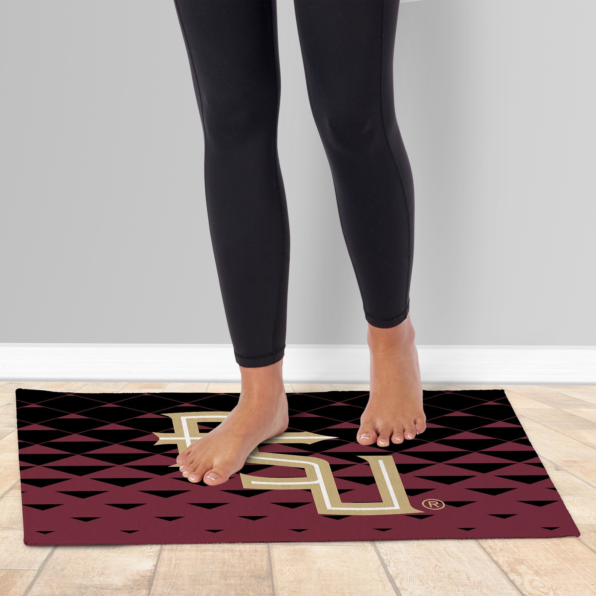 Florida State Seminoles NCAA Dropzone Washable Rug 20X32 Inches