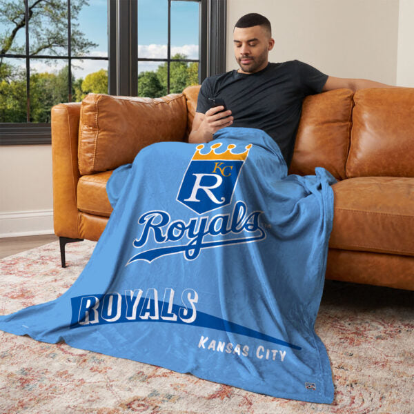 Kansas City Royals MLB CC Throwback Silk Touch Throw Blanket 50x60 Inches