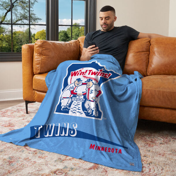 Minnesota Twins MLB CC Throwback Silk Touch Throw Blanket 50x60 Inches