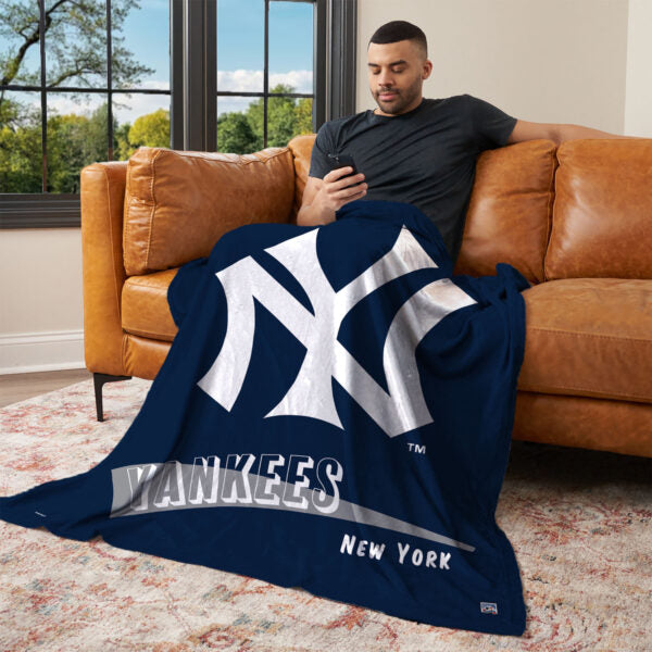 New York Yankees MLB CC Throwback Silk Touch Throw Blanket 50x60 Inches