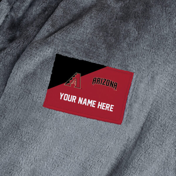MLB Arizona Diamondbacks Snipe L/XL Personalized Robe 26 x 47 Inches