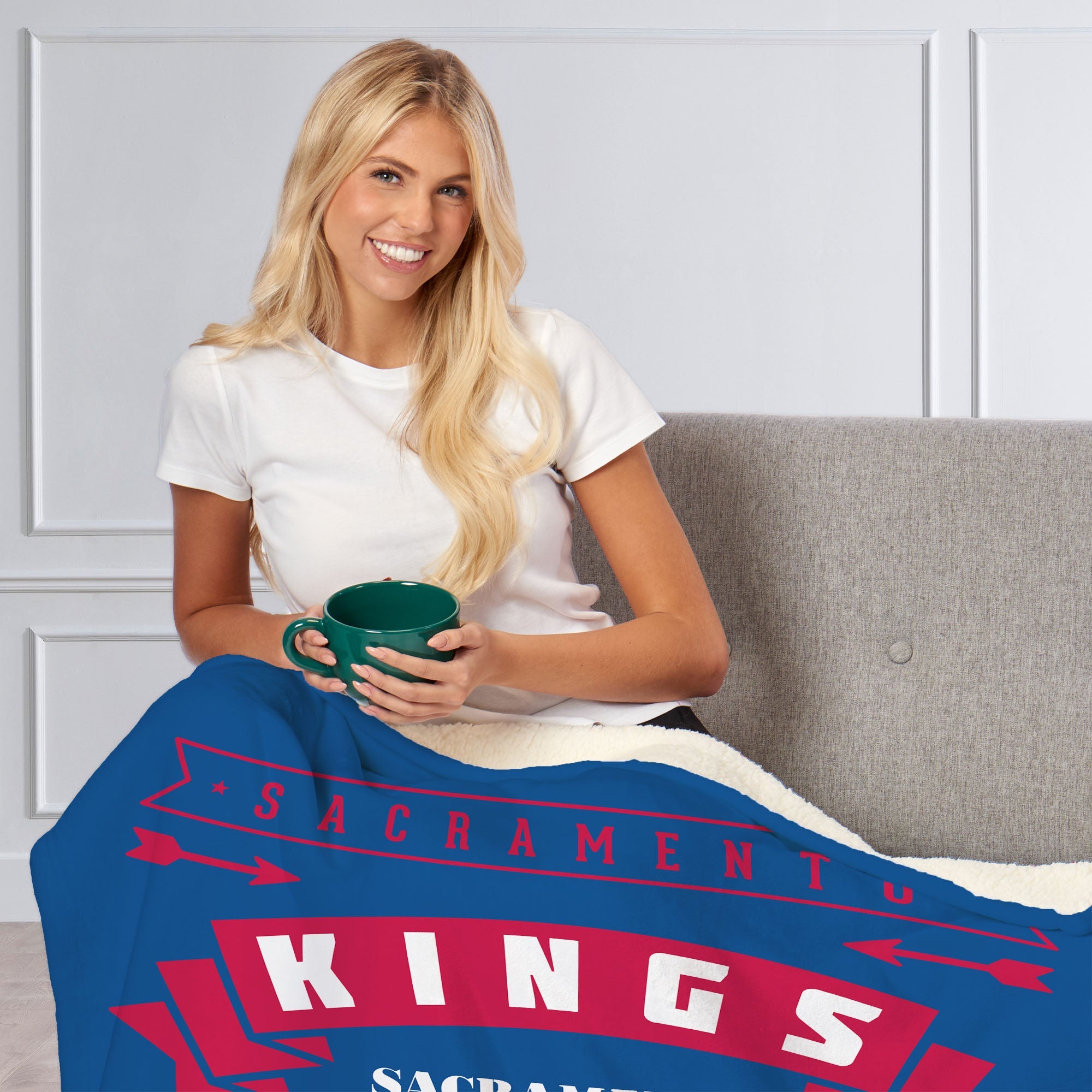 NBA Sacramento Kings Hardwood Classics Silk Touch Sherpa Throw Blanket 50x60 Inches
