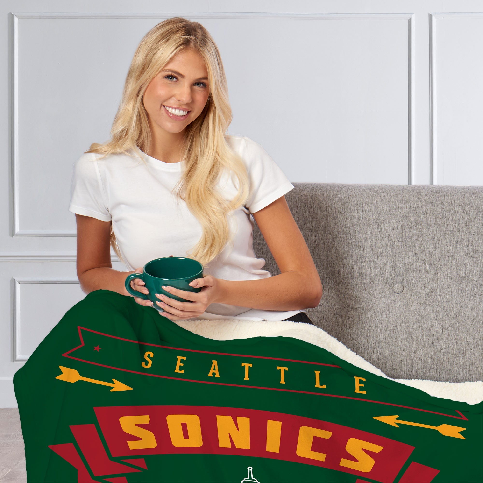 NBA Seattle Supersonics Hardwood Classics Silk Touch Sherpa Throw Blanket 50x60 Inches