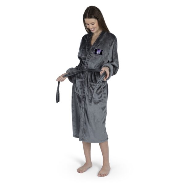 Sacramento Kings NBA Fast Track Charcoal S/M Robe