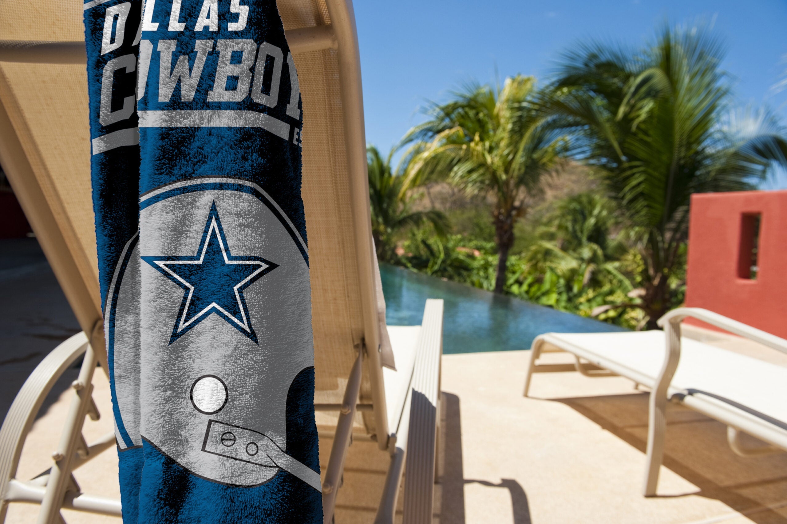 NFL Dallas Cowboys 40 Yard Dash Legacy Beach Towel 30x60 Inches