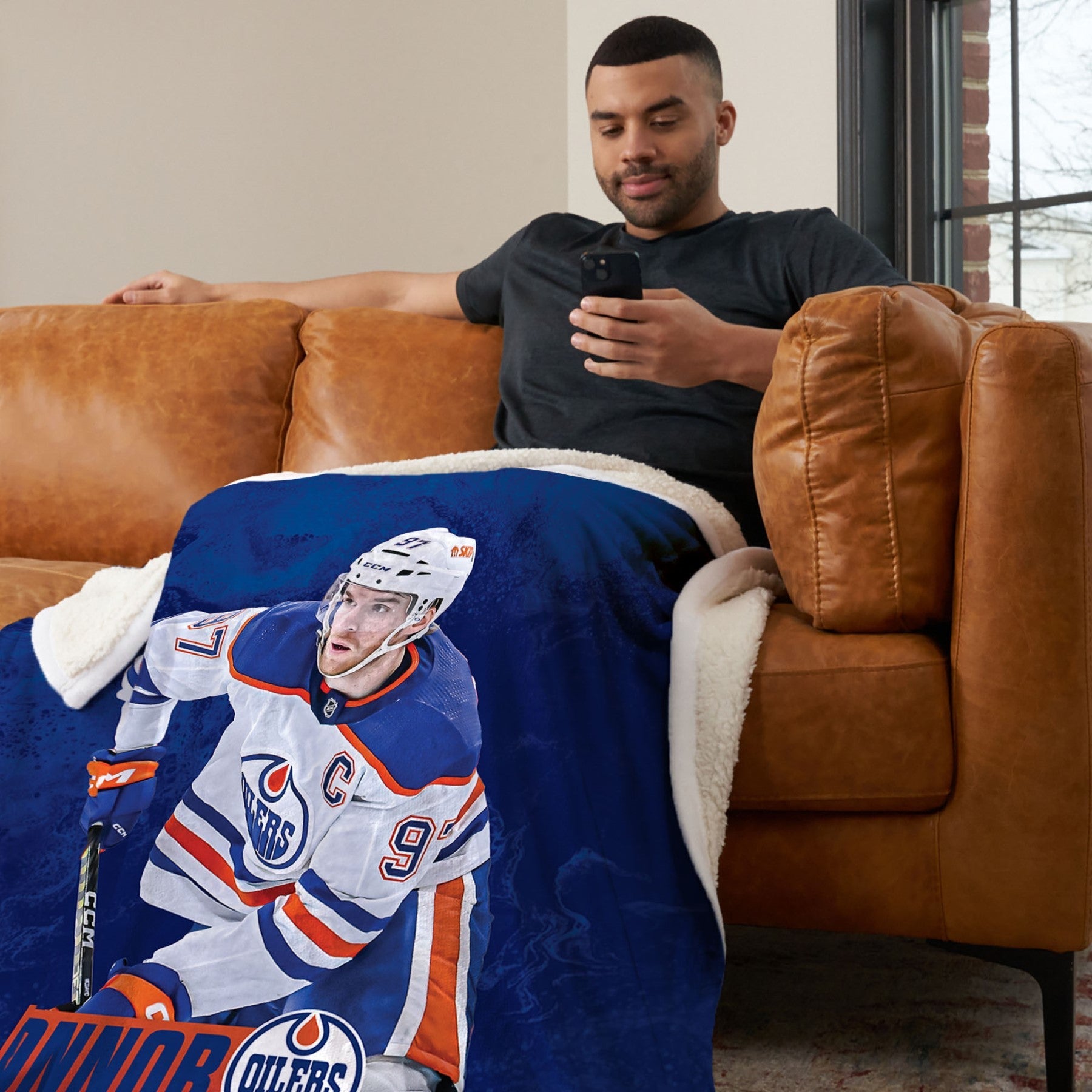 Edmonton Oilers Connor McDavid NHL Silk Touch Sherpa Throw Blanket 50X60 Inches