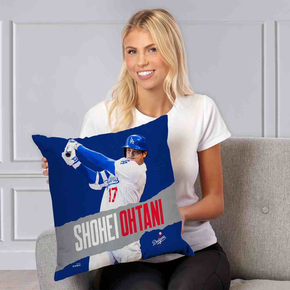 MLB Los Angeles Dodgers Shohei Ohtani Throw Pillow 18¡Á18 Inches
