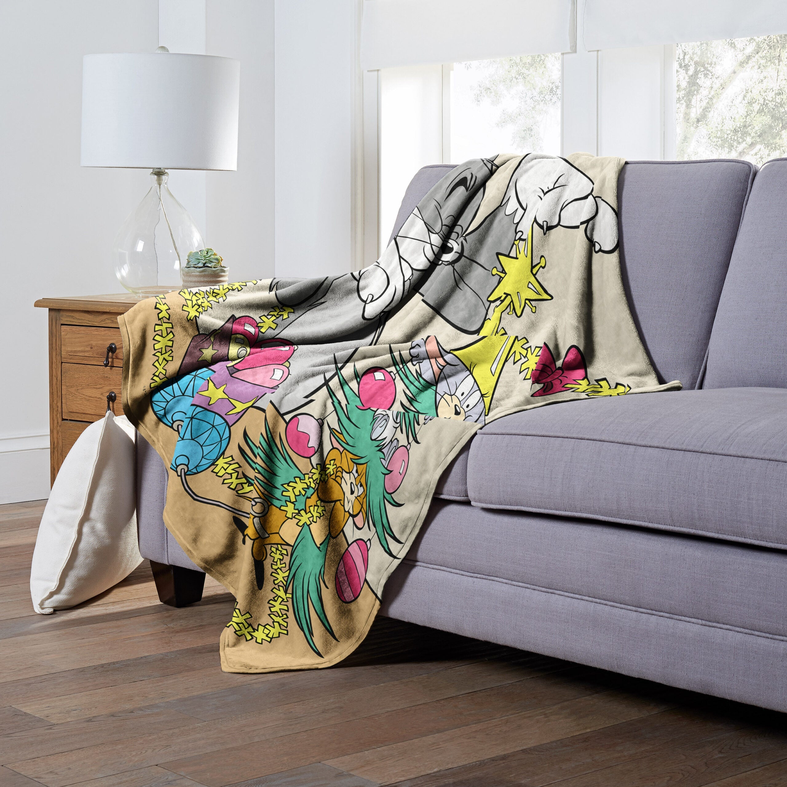Warner Bros. Tom And Jerry Mouse Tree Silk Touch Throw Blanket 50x60 Inches