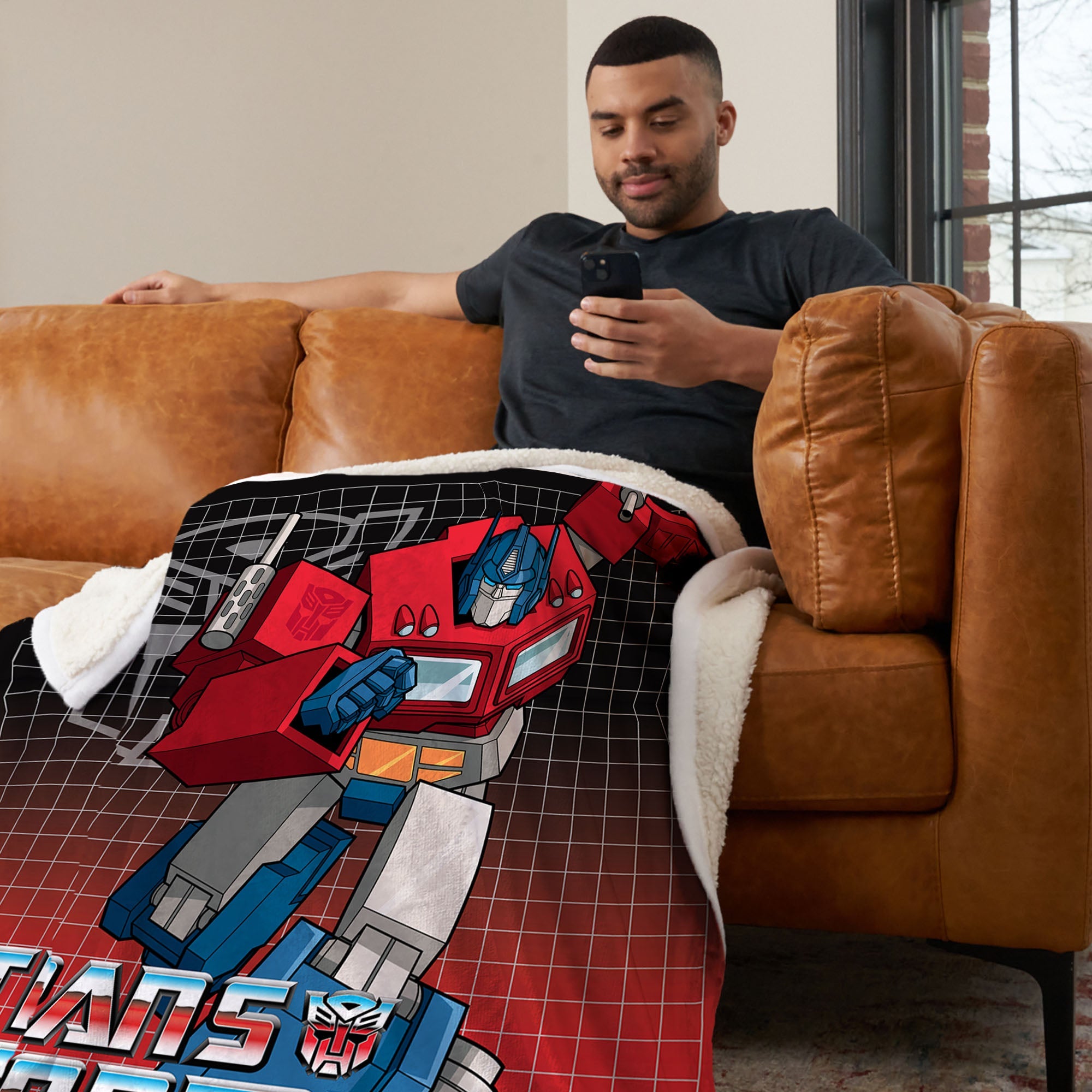 Hasbro Transformers G1 Grid Optimus Prime Silk Touch Sherpa Throw Blanket 50X60 Inches
