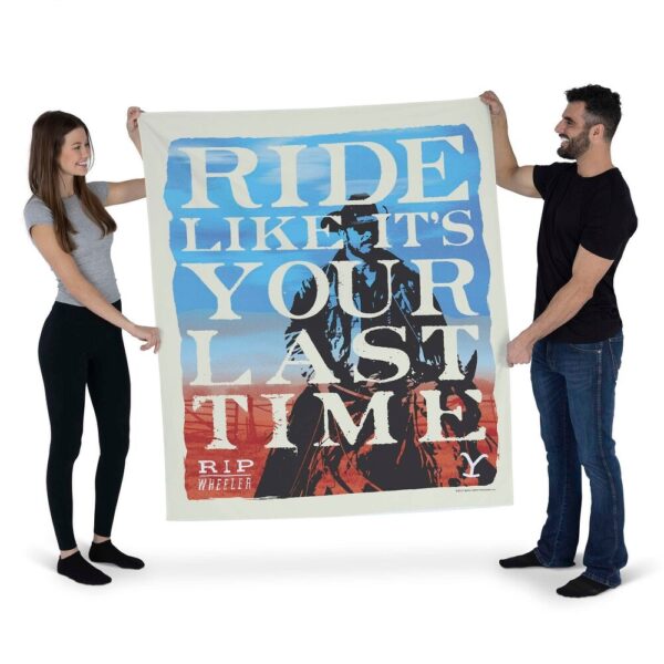 Paramount Yellowstone Last Time Wall Hanging 50¡Á60 Inches