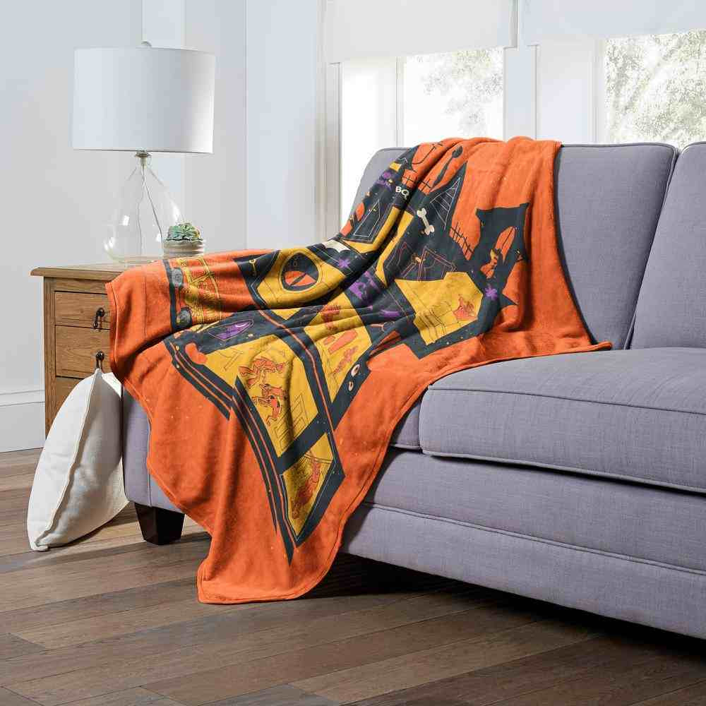 Warner Bros. Scooby-Doo Haunted House Silk Touch Throw Blanket 50x60 Inches