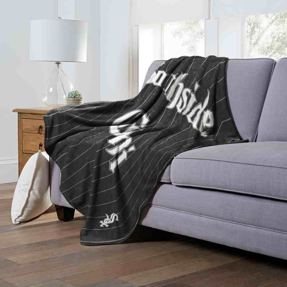 MLB Chicago White Sox Silk City Connect Touch Throw Blanket 50x60 Inches