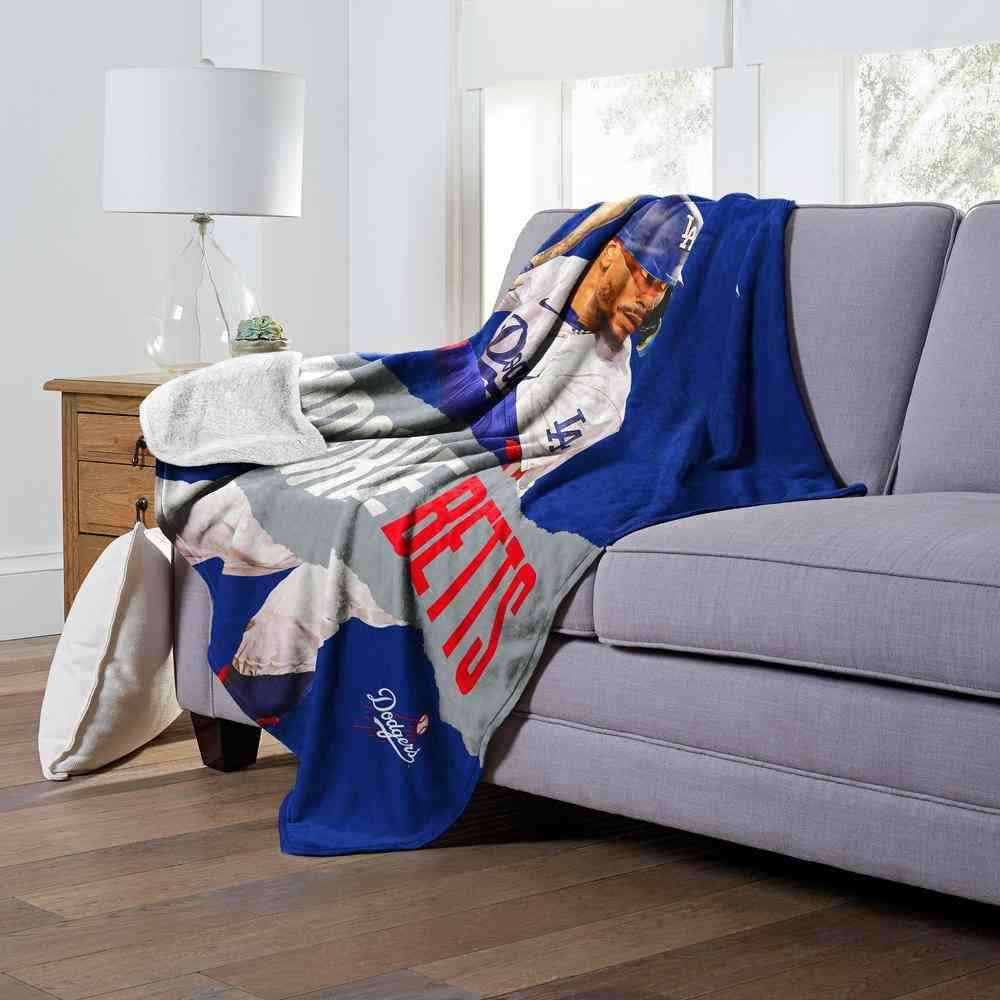 MLB Los Angeles Dodgers Mookie Betts Silk Touch Sherpa Throw Blanket 50x60 Inches